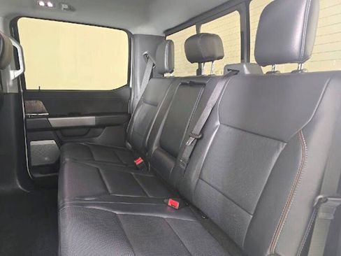 Used 2024 Ford F250 Lariat w/ FX4 Off-Road Package AWD/4WD image 4