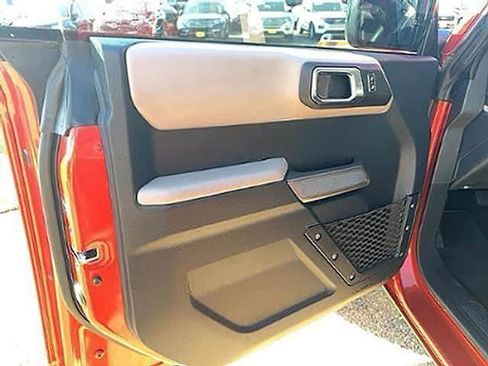 Used 2023 Ford Bronco Wildtrak AWD/4WD image 13