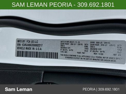 New 2025 Jeep Grand Cherokee L Limited w/ Black Appearance Package image 32