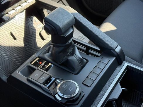 Used 2025 Toyota Tacoma SR5 image 19