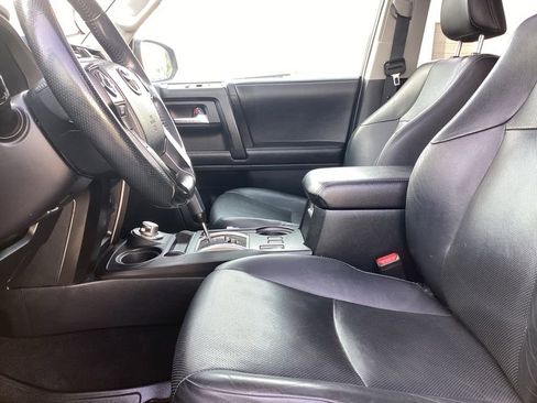 Used 2017 Toyota 4Runner Limited AWD/4WD image 5