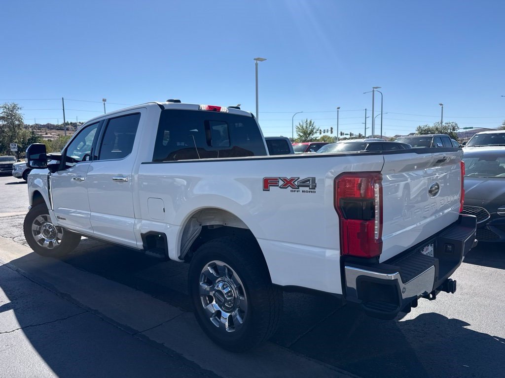 Used 2024 Ford F250 Lariat w/ Lariat Ultimate Package AWD/4WD image 3