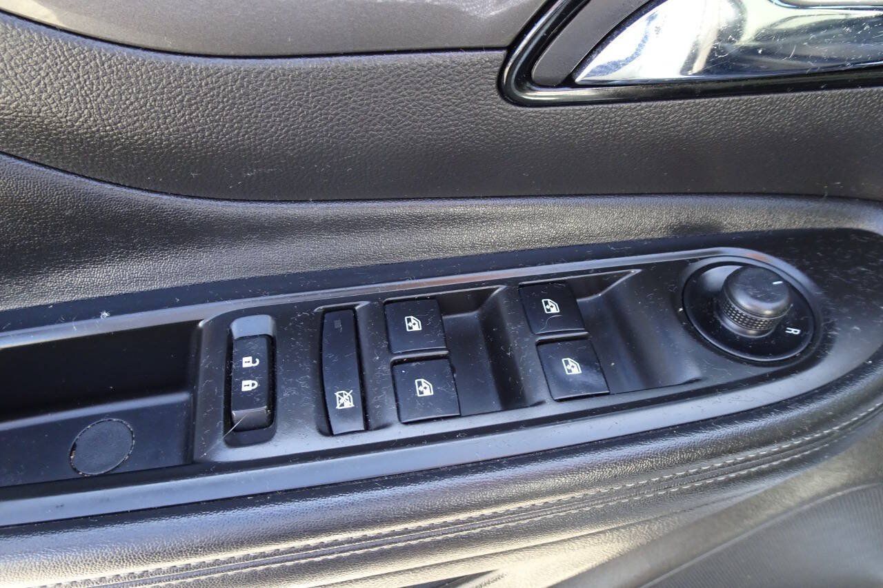 Used 2017 Buick Encore Preferred AWD/4WD image 12