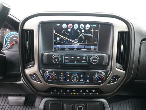 Used 2019 GMC Sierra 2500 Denali w/ Duramax Plus Package AWD/4WD image 19