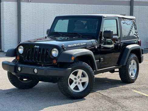 Used 2010 Jeep Wrangler Rubicon w/ Dual Top Group image 2