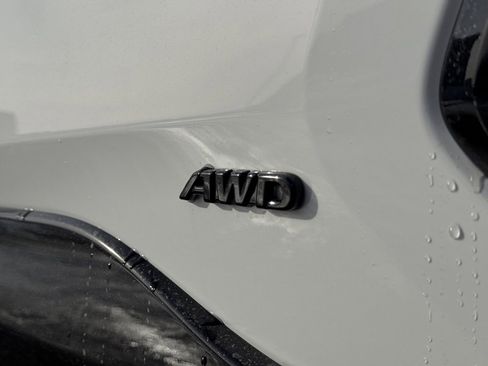 New 2025 Toyota RAV4 SE image 40