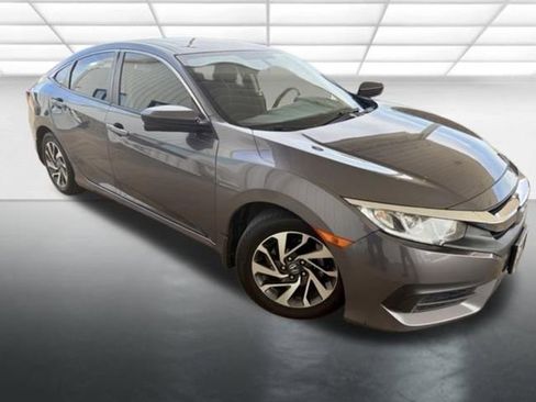 Used 2018 Honda Civic EX image 1