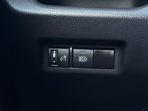 Certified 2025 Toyota RAV4 LE AWD/4WD image 28