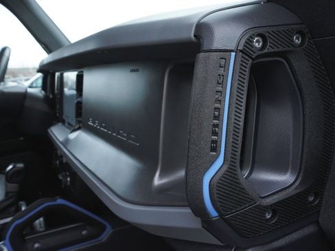 Used 2024 Ford Bronco Black Diamond w/ Sasquatch Package image 49