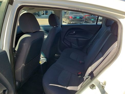 Used 2017 Kia Rio LX image 11
