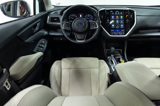 Used 2025 Subaru Ascent Premium AWD/4WD image 3