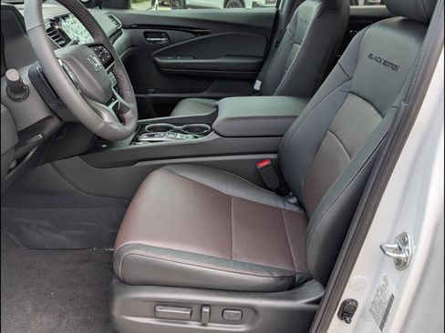 New 2026 Honda Ridgeline Black Edition image 10