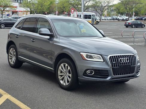 Used 2014 Audi Q5 2.0T Premium Plus w/ Premium Plus Package AWD/4WD image 3