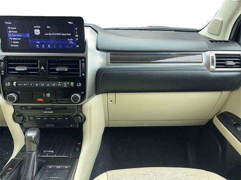 Used 2022 Lexus GX 460 Premium image 20