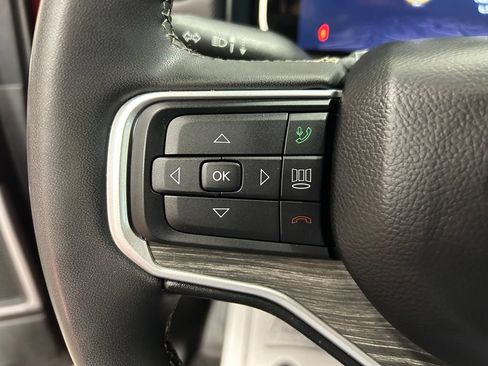 Used 2024 Jeep Wagoneer L Series II w/ Flexible Seating Group AWD/4WD image 14