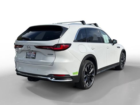 Certified 2024 MAZDA CX-90 Plug-In Hybrid w/ Premium Plus AWD/4WD image 5