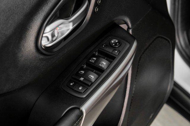 Used 2019 Jeep Cherokee Limited AWD/4WD image 41