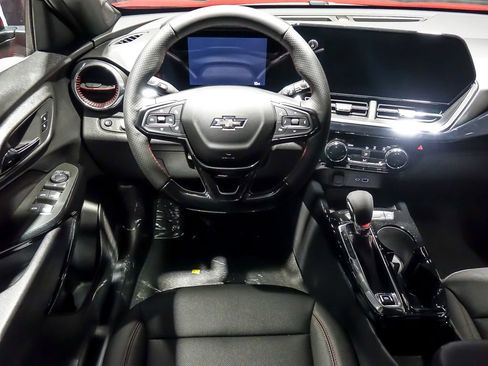 New 2026 Chevrolet Trax RS FWD image 13