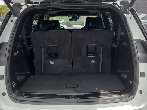 Certified 2024 Jeep Grand Cherokee L Altitude image 8