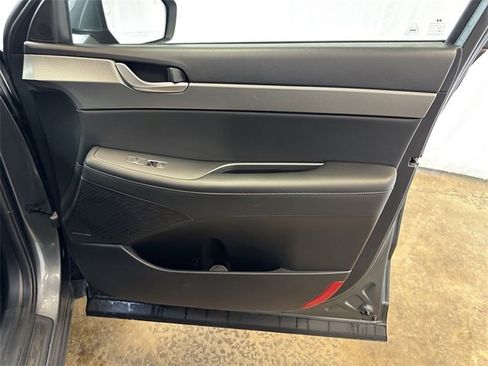 Used 2023 Hyundai Palisade SEL w/ Premium Package image 30