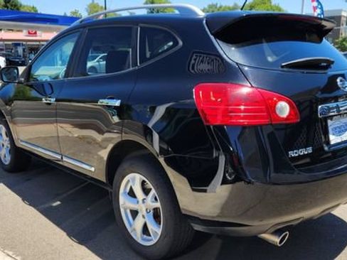 Used 2011 Nissan Rogue SV w/ Premium Pkg AWD/4WD image 4