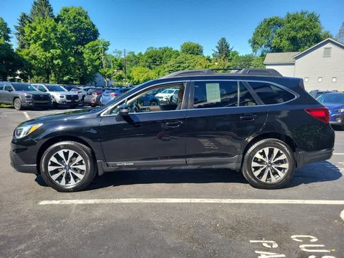 Used 2016 Subaru Outback 2.5i Limited AWD/4WD image 7