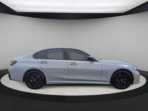 Used 2026 BMW 330i xDrive Sedan w/ M Sport Package AWD/4WD image 9