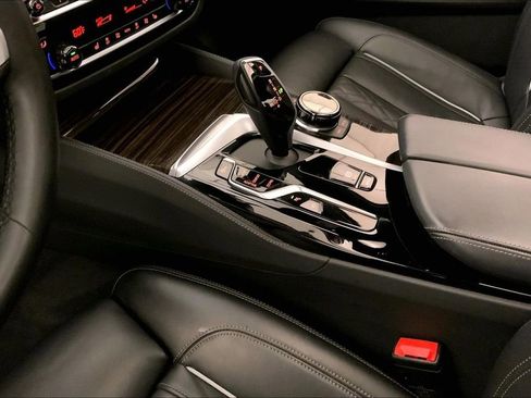 Certified 2023 BMW M550i xDrive w/ Executive Package AWD/4WD image 22