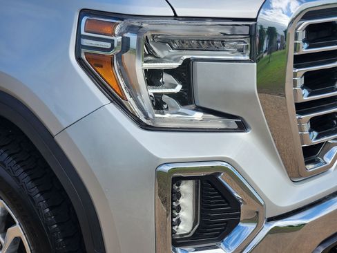 Used 2020 GMC Sierra 1500 SLT AWD/4WD image 11