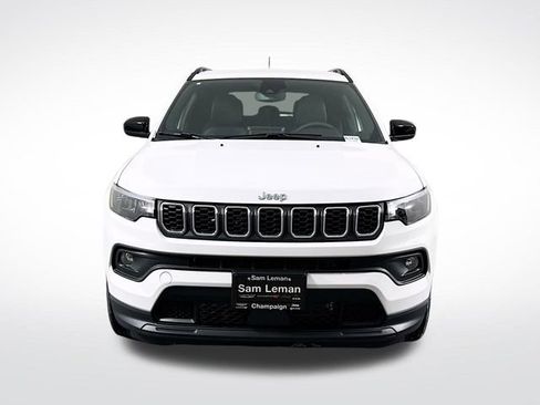 New 2026 Jeep Compass Latitude image 2