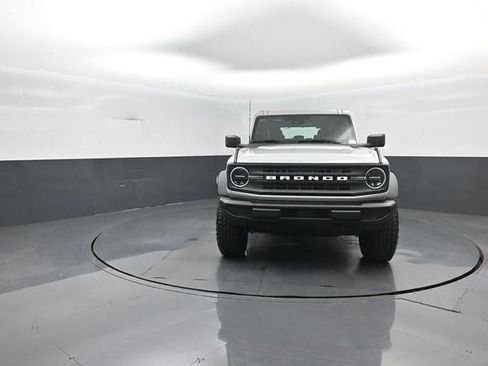 New 2026 Ford Bronco 4-Door w/ Sasquatch Package AWD/4WD image 4
