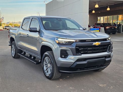 Used 2026 Chevrolet Colorado LT w/ LT Convenience Package image 7