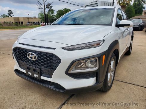 Used 2019 Hyundai Kona SE image 2
