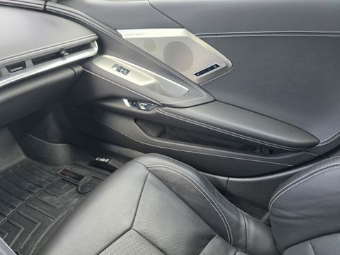 Used 2021 Chevrolet Corvette Stingray Preferred Cpe w/ 2LT image 20