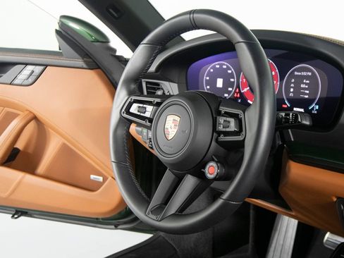 Certified 2026 Porsche 911 Carrera S RWD image 40