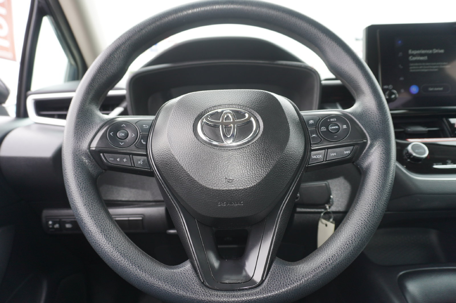 Certified 2025 Toyota Corolla LE FWD image 18