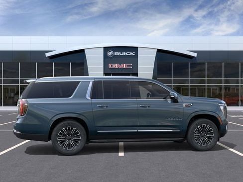 New 2026 GMC Yukon XL Elevation w/ LPO, Floor Liner Package RWD image 5