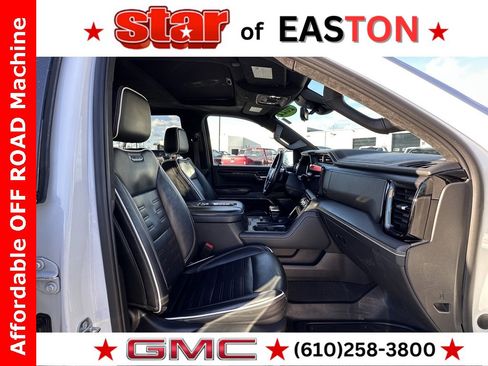 Used 2022 GMC Sierra 1500 AT4X image 9