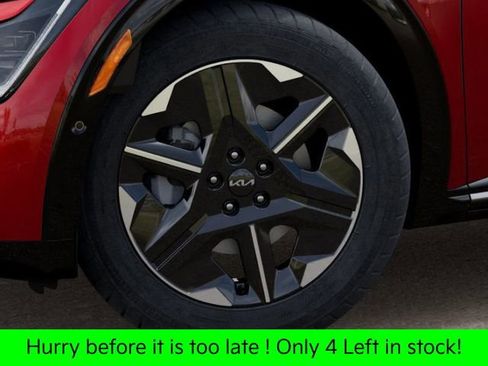 New 2025 Kia EV6 Wind AWD/4WD image 9
