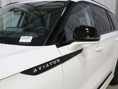 New 2026 Lincoln Aviator Reserve image 65