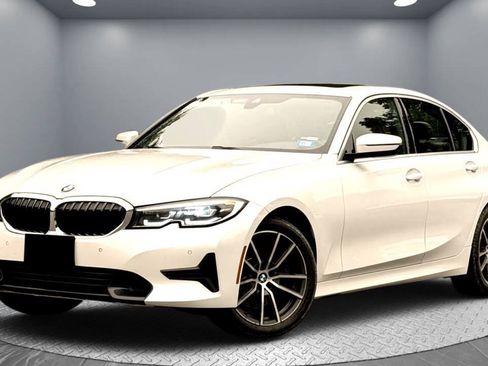 Used 2022 BMW 330i xDrive Sedan w/ Driving Assistance Package AWD/4WD image 1