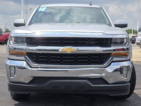 Used 2018 Chevrolet Silverado 1500 LT w/ Texas Edition RWD image 9