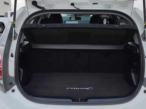 Used 2013 Toyota Prius C Three image 18