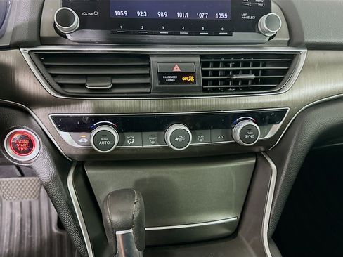 Used 2019 Honda Accord LX image 22