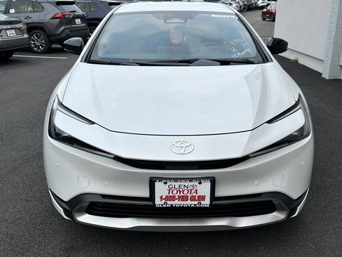 New 2026 Toyota Prius SE image 3