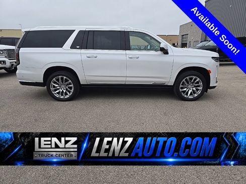 Used 2021 Cadillac Escalade ESV Premium Luxury Platinum AWD/4WD image 1