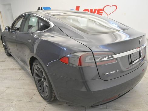 Used 2018 Tesla Model S P100D image 3