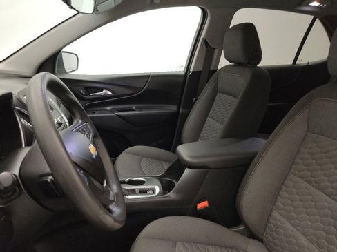 Used 2018 Chevrolet Equinox LT image 17