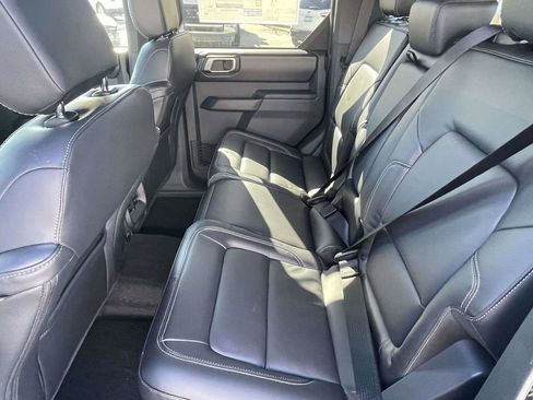 New 2025 Ford Bronco Outer Banks image 10