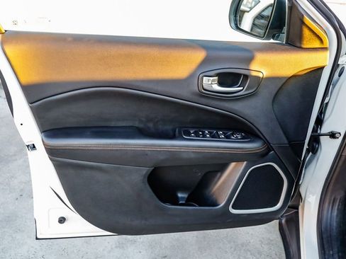 Used 2020 Jeep Compass Limited w/ Safety & Security Group image 24